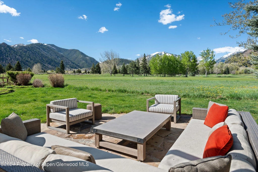 4 of 39 - 855 Bonita Unit A, Aspen, CO