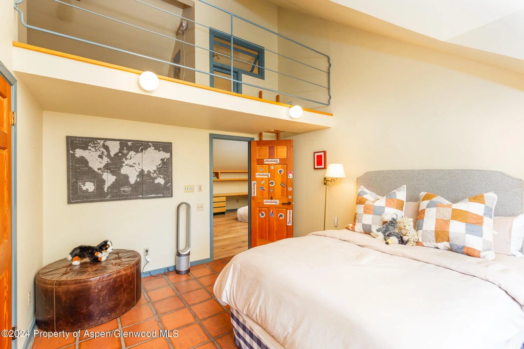 26 of 34 - 925 W North Street, Aspen, CO