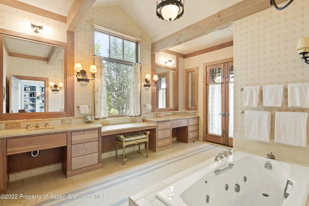 43 of 75 - 800 Chateau Way, Snowmass, CO