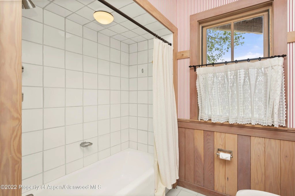 63 of 75 - 800 Chateau Way, Snowmass, CO