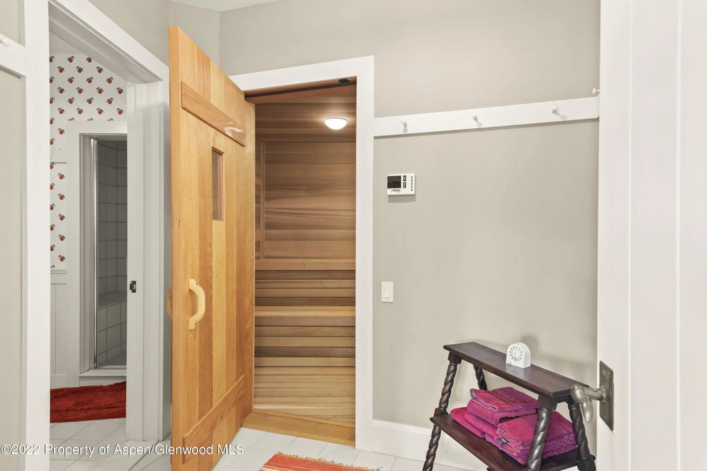 68 of 75 - 800 Chateau Way, Snowmass, CO