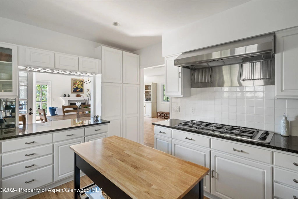 10 of 37 - 407 Gateway Road, Snowmass, CO