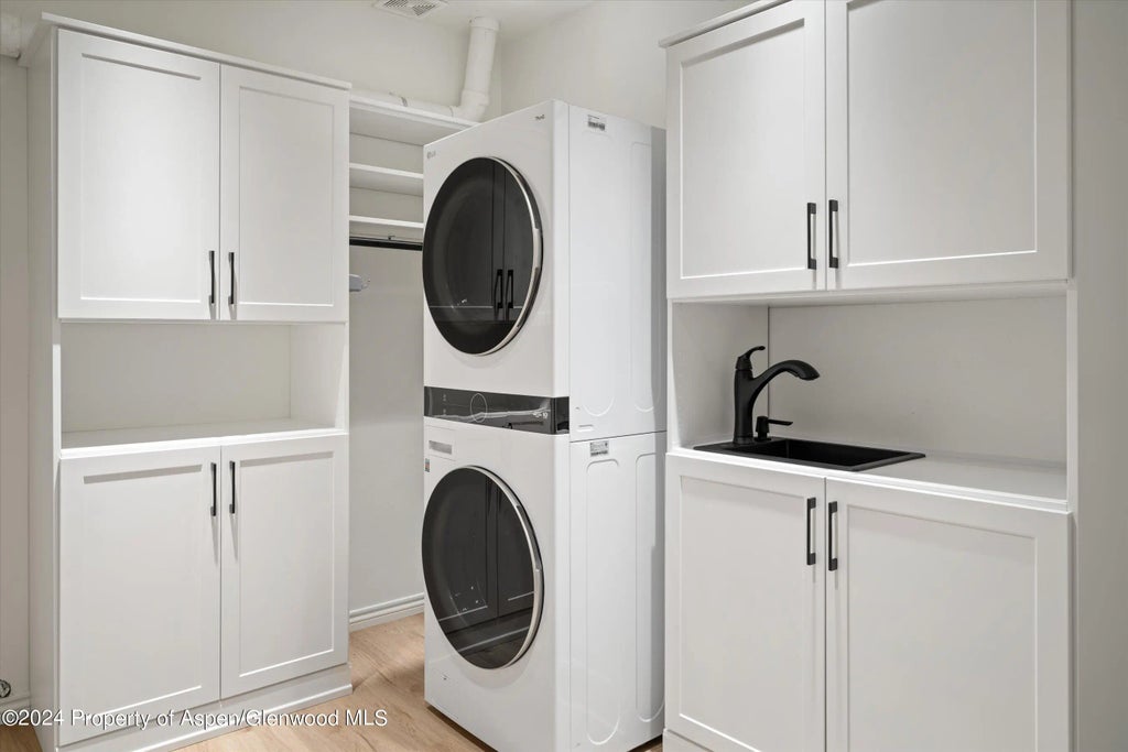 33 of 37 - 407 Gateway Road, Snowmass, CO