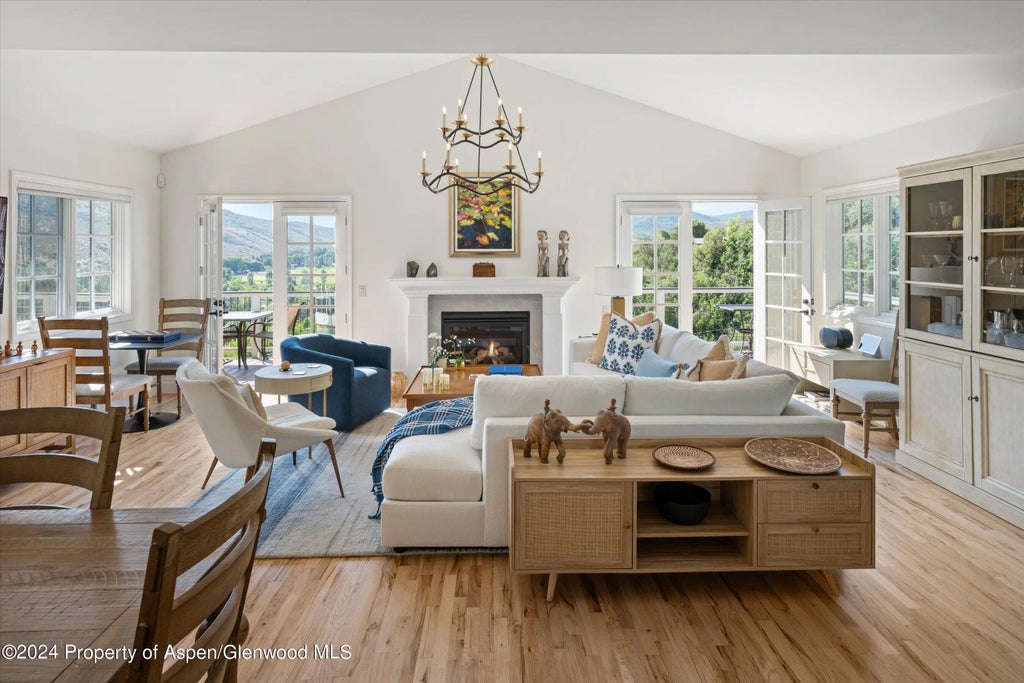 4 of 37 - 407 Gateway Road, Snowmass, CO