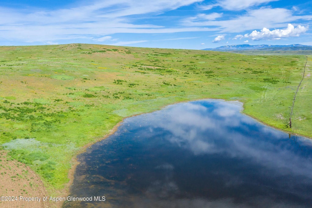 10 of 20 - 35400 County Road 59, Hayden, CO
