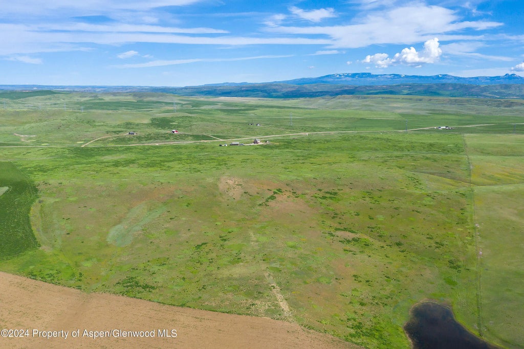4 of 20 - 35400 County Road 59, Hayden, CO