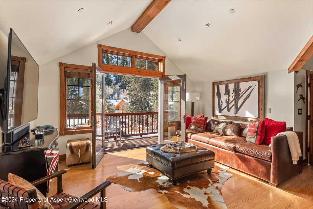 3 of 19 - 503 W Main Street Unit B202, Aspen, CO