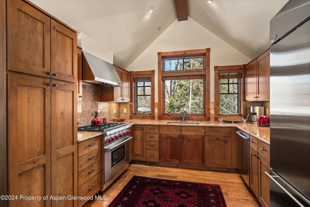 8 of 19 - 503 W Main Street Unit B202, Aspen, CO