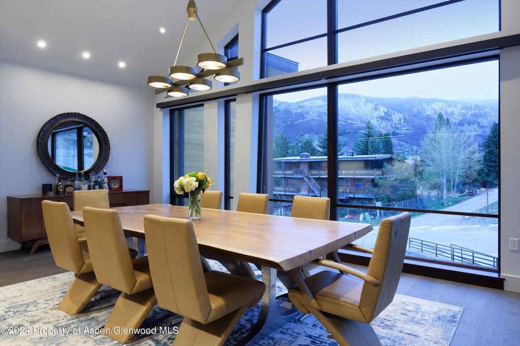 10 of 35 - 717 S Aspen Street Unit B, Aspen, CO