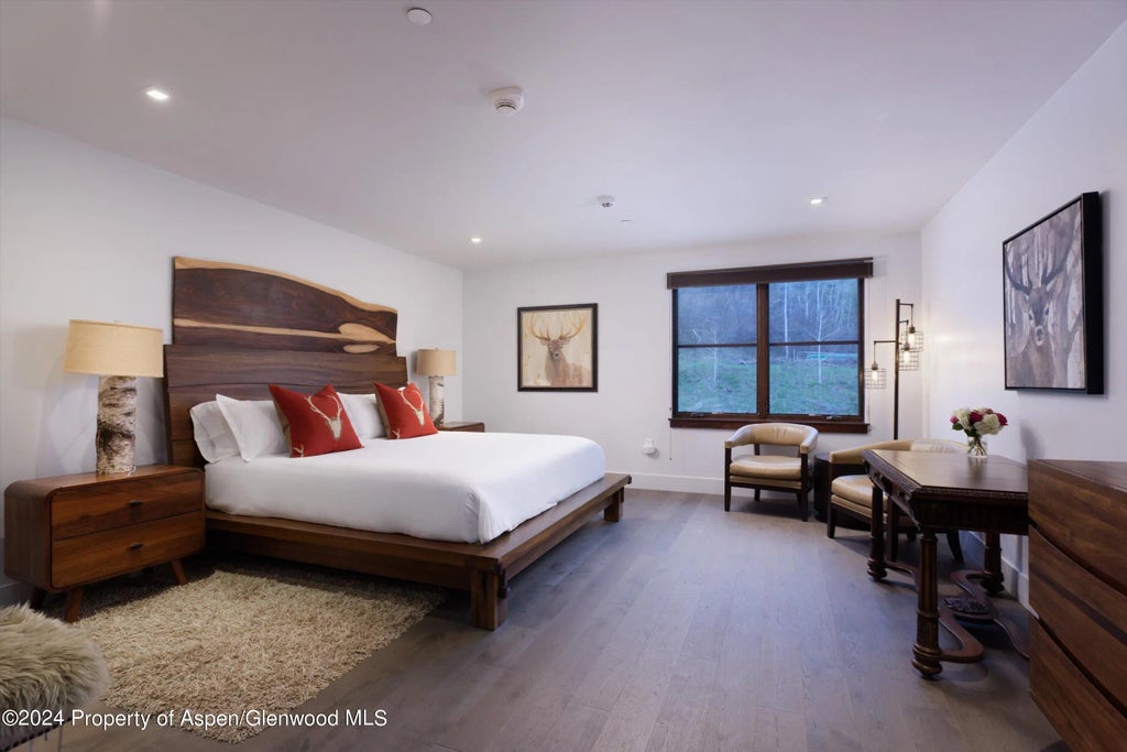 19 of 35 - 717 S Aspen Street Unit B, Aspen, CO