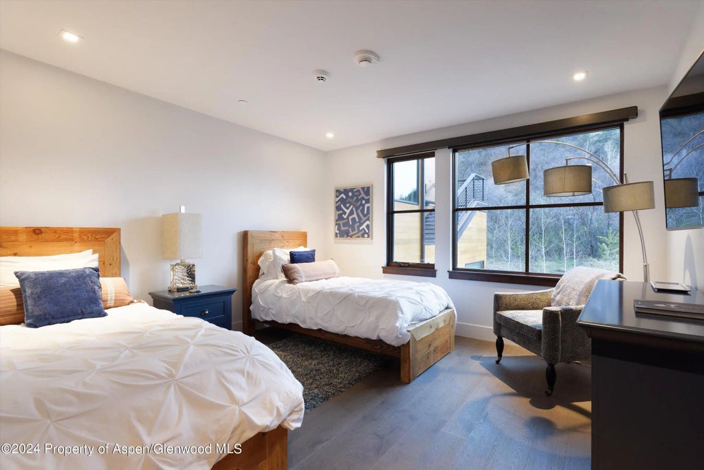 29 of 35 - 717 S Aspen Street Unit B, Aspen, CO