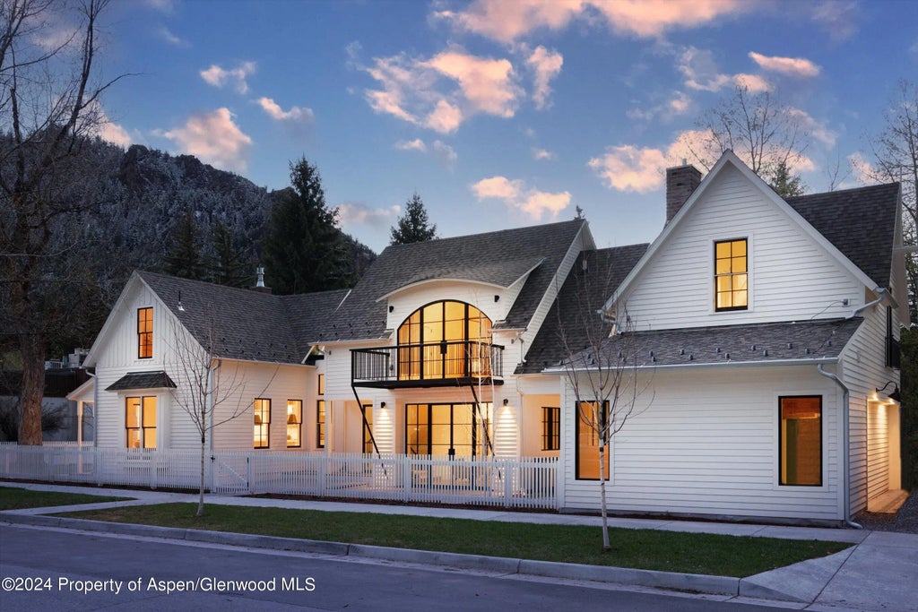 2 of 43 - 134 E Bleeker Street, Aspen, CO