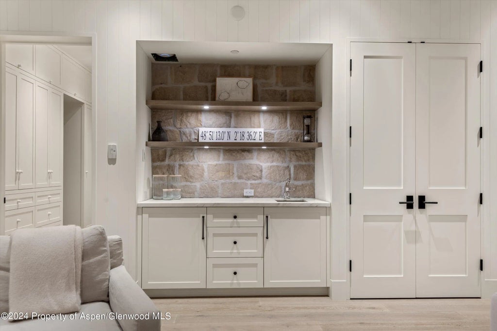 24 of 43 - 134 E Bleeker Street, Aspen, CO