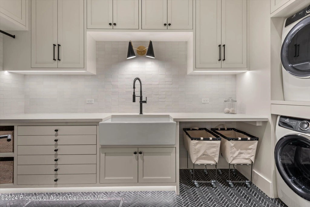 26 of 43 - 134 E Bleeker Street, Aspen, CO