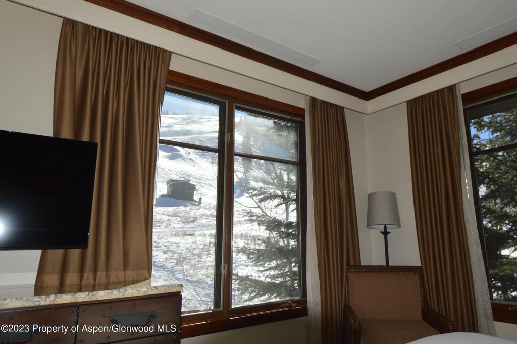 9 of 24 - 0197 Prospector Road Unit 2205 Winter Interest 4, Aspen, CO