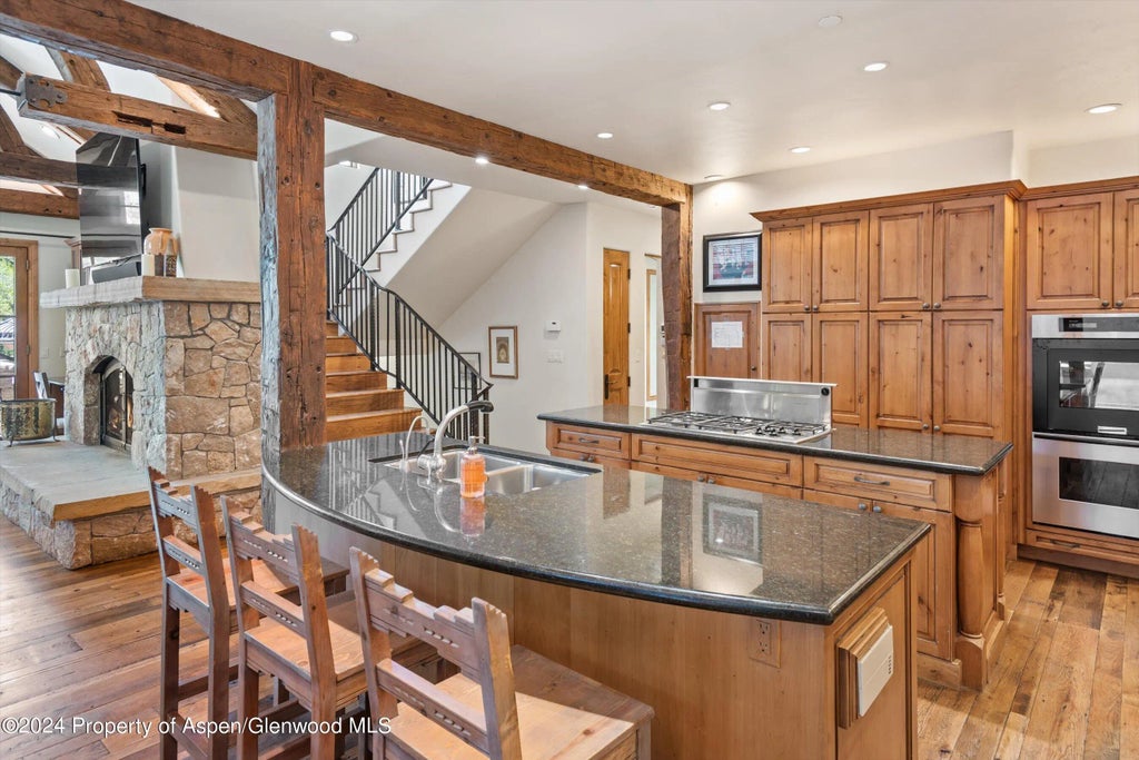 10 of 29 - 1530 Silver King Drive, Aspen, CO