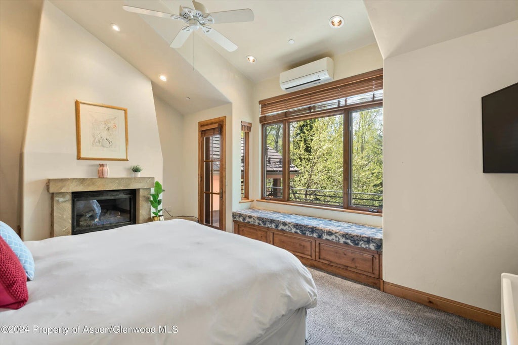 16 of 29 - 1530 Silver King Drive, Aspen, CO