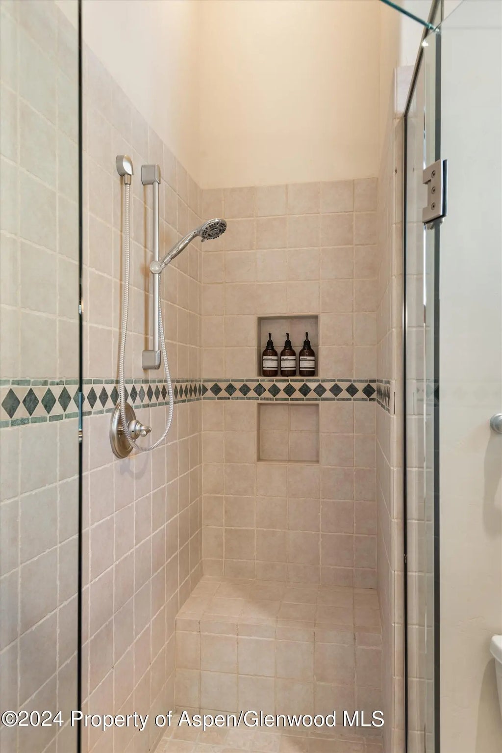 26 of 29 - 1530 Silver King Drive, Aspen, CO