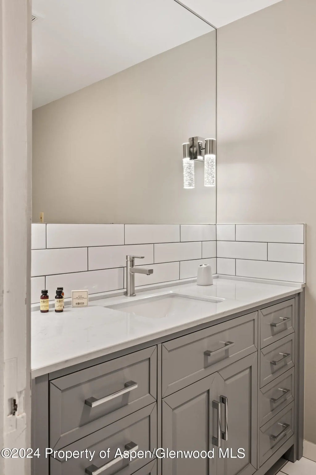 22 of 29 - 154 E Lupine Drive, Aspen, CO