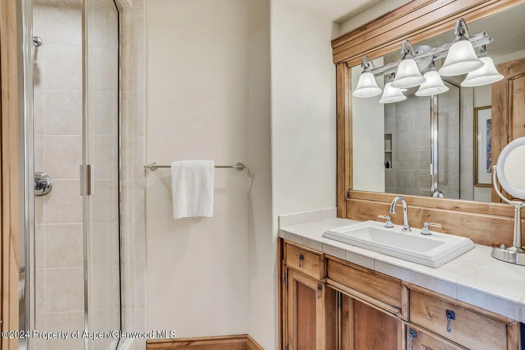 23 of 37 - 200 Stewart Drive, Aspen, CO