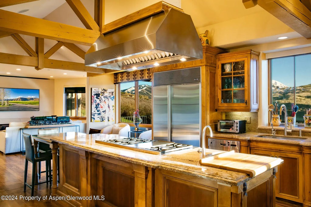 8 of 37 - 200 Stewart Drive, Aspen, CO
