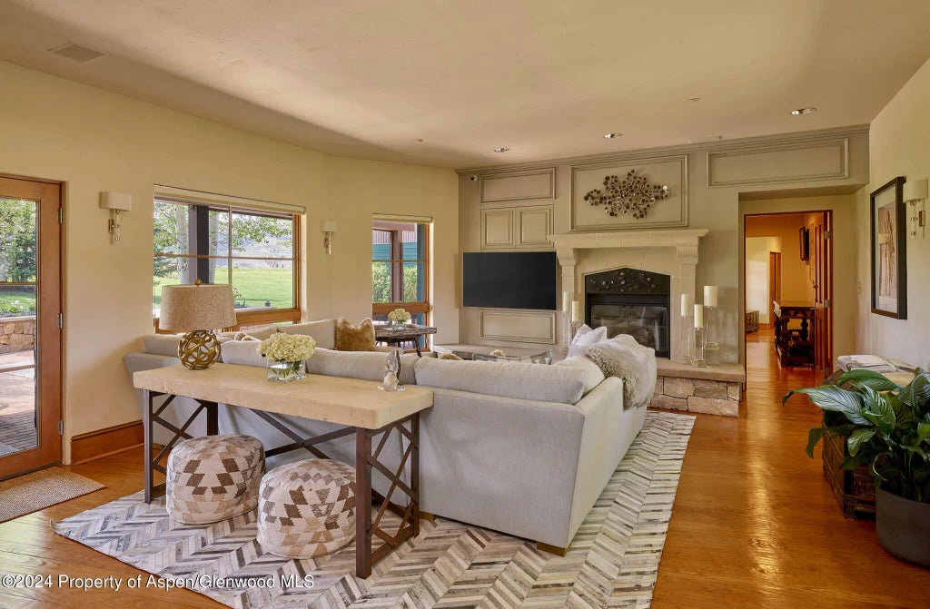 15 of 68 - 910 White Star Drive, Aspen, CO