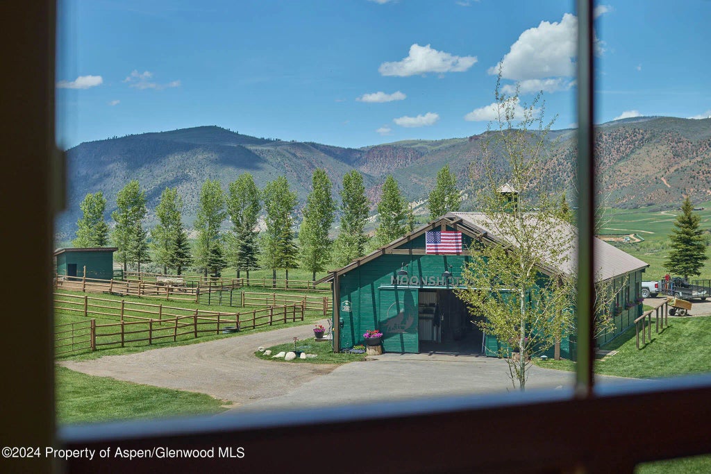 25 of 68 - 910 White Star Drive, Aspen, CO