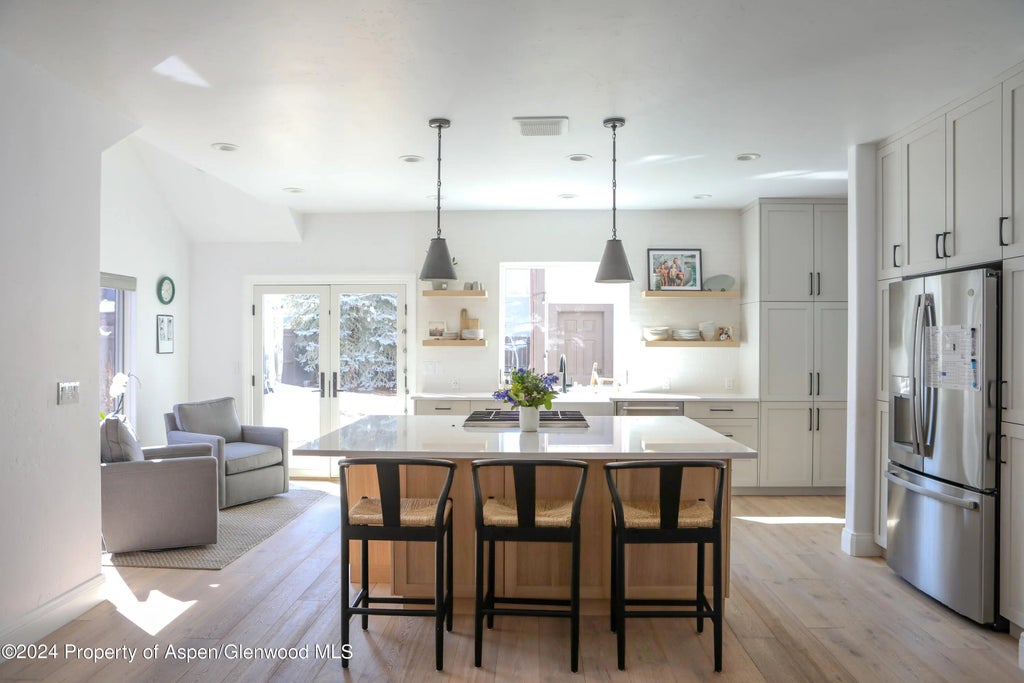 11 of 17 - 364 Summerset Lane, Basalt, CO