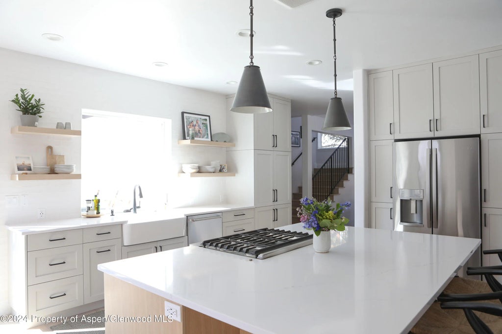 12 of 17 - 364 Summerset Lane, Basalt, CO