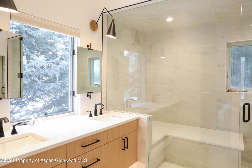 5 of 17 - 364 Summerset Lane, Basalt, CO