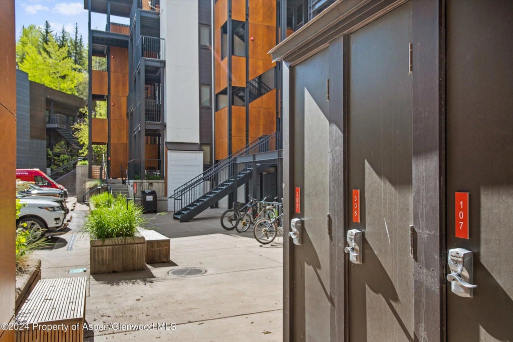 14 of 16 - 800 S Mill Street #306, Aspen, CO
