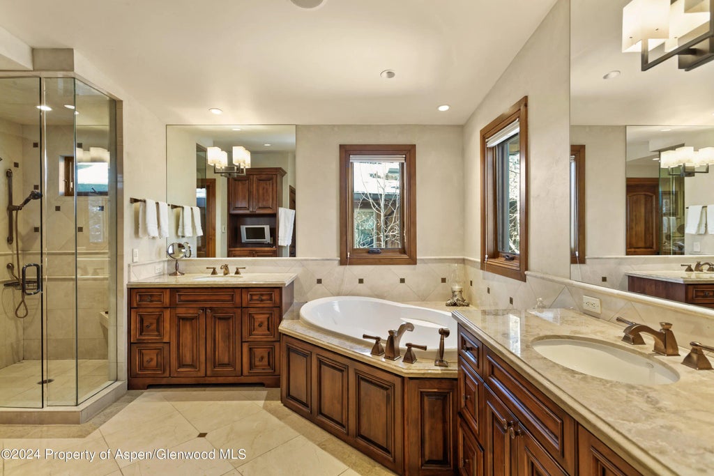 10 of 34 - 315 S First Street, Aspen, CO