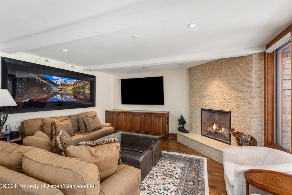 14 of 34 - 315 S First Street, Aspen, CO