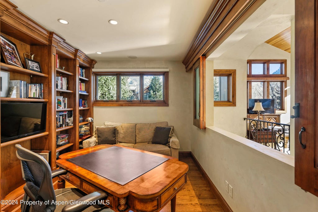 14 of 31 - 315 S First Street, Aspen, CO