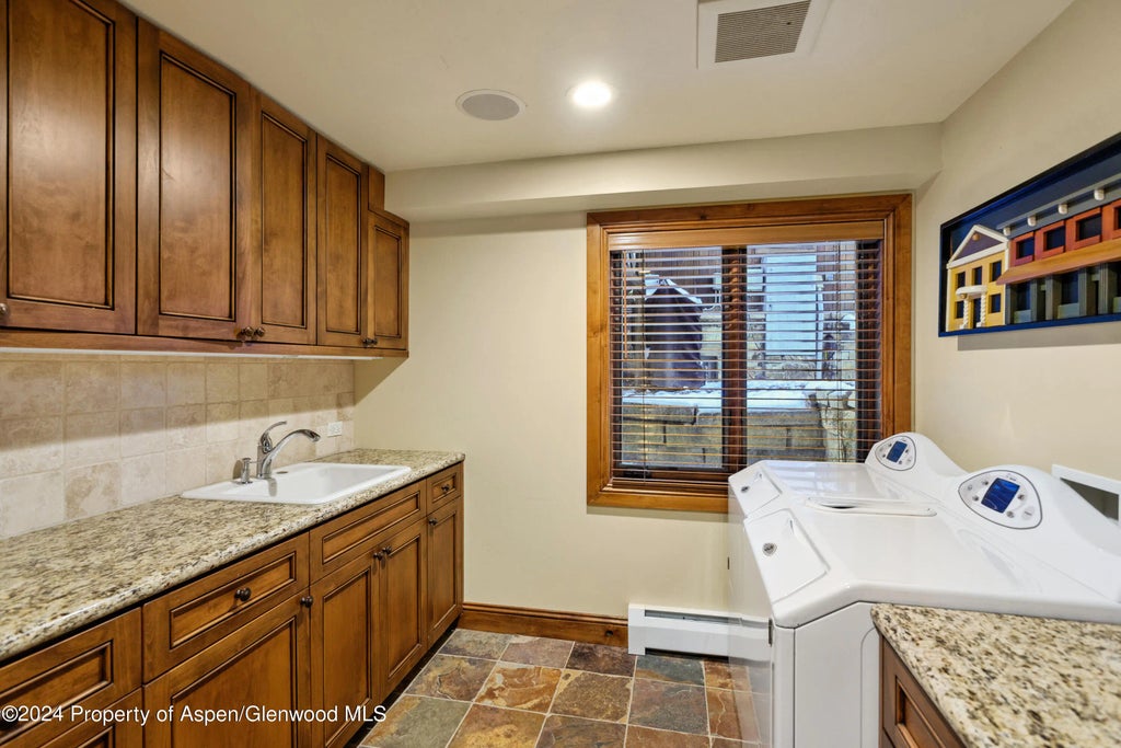 30 of 34 - 315 S First Street, Aspen, CO