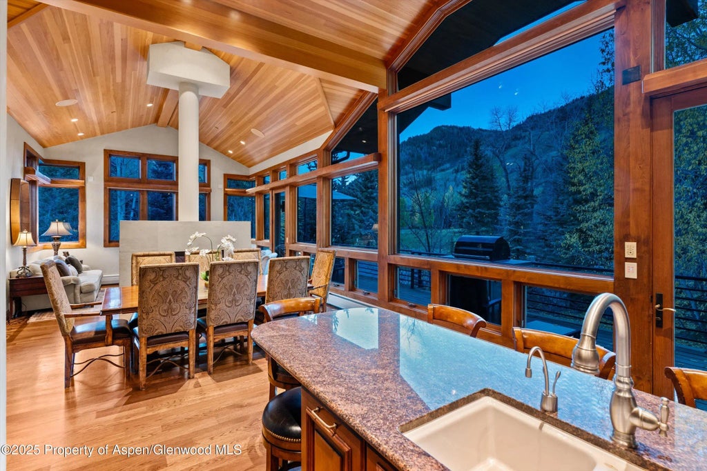 7 of 31 - 315 S First Street, Aspen, CO