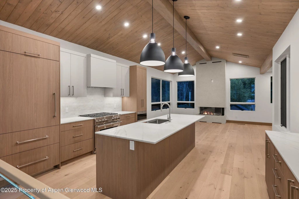11 of 52 - 144 W Homestead Drive, Basalt, CO