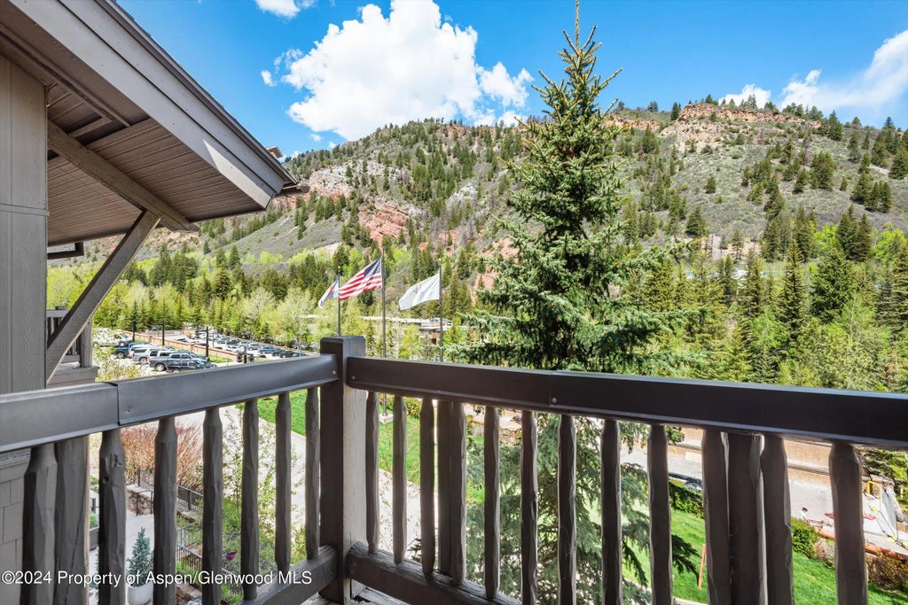 11 of 13 - 115 Boomerang Road 5303, Aspen, CO