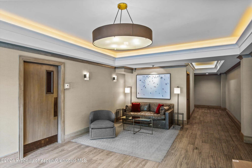 35 of 45 - 205 E Durant Avenue 1-i, Aspen, CO