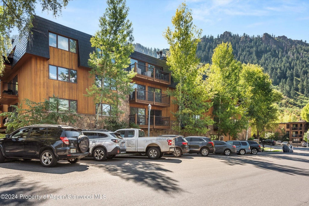 42 of 45 - 205 E Durant Avenue 1-i, Aspen, CO