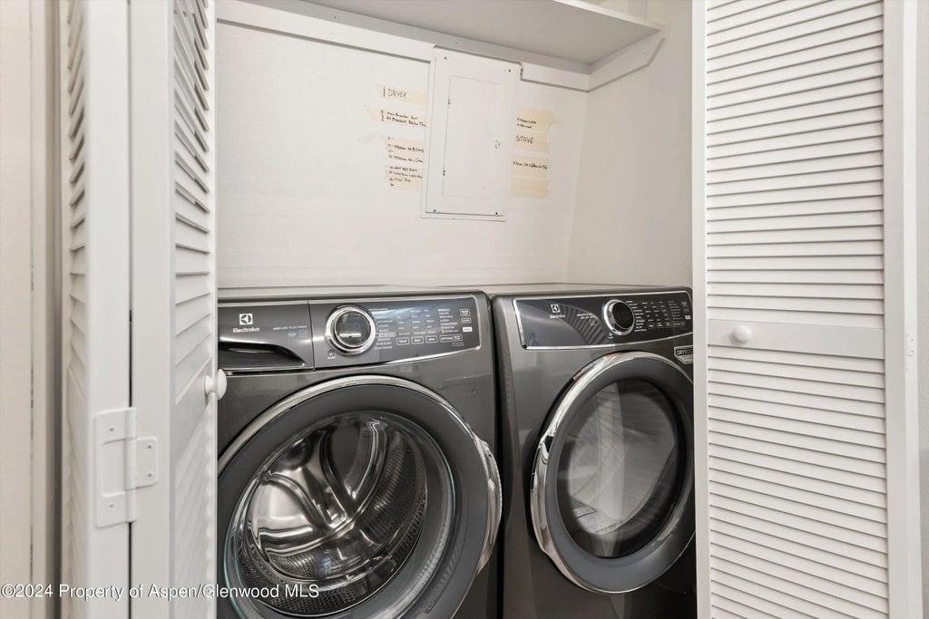 22 of 27 - 501 W Bleeker Street, Aspen, CO