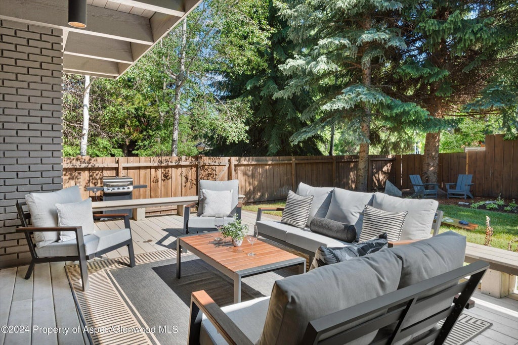 5 of 27 - 501 W Bleeker Street, Aspen, CO