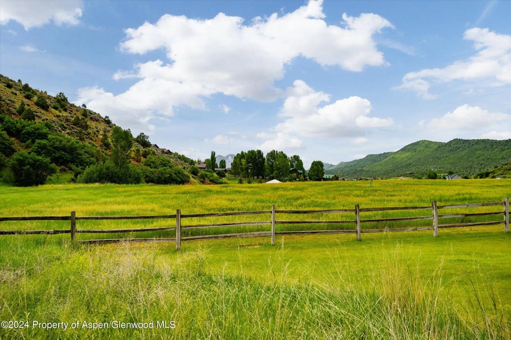 6 of 18 - 25 Laird Lane, Glenwood Springs, CO