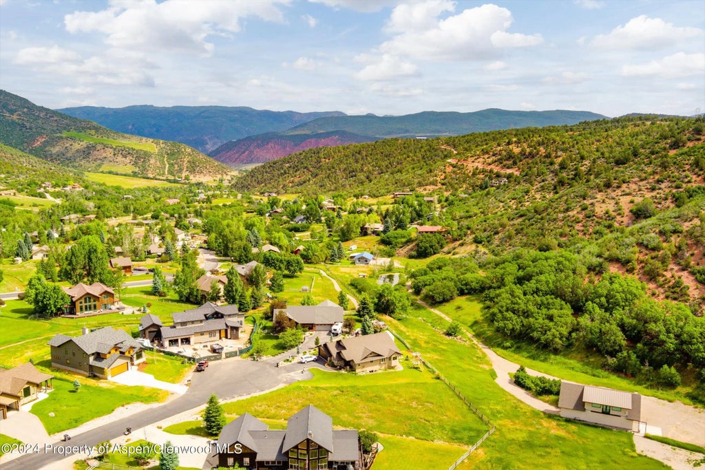7 of 18 - 25 Laird Lane, Glenwood Springs, CO