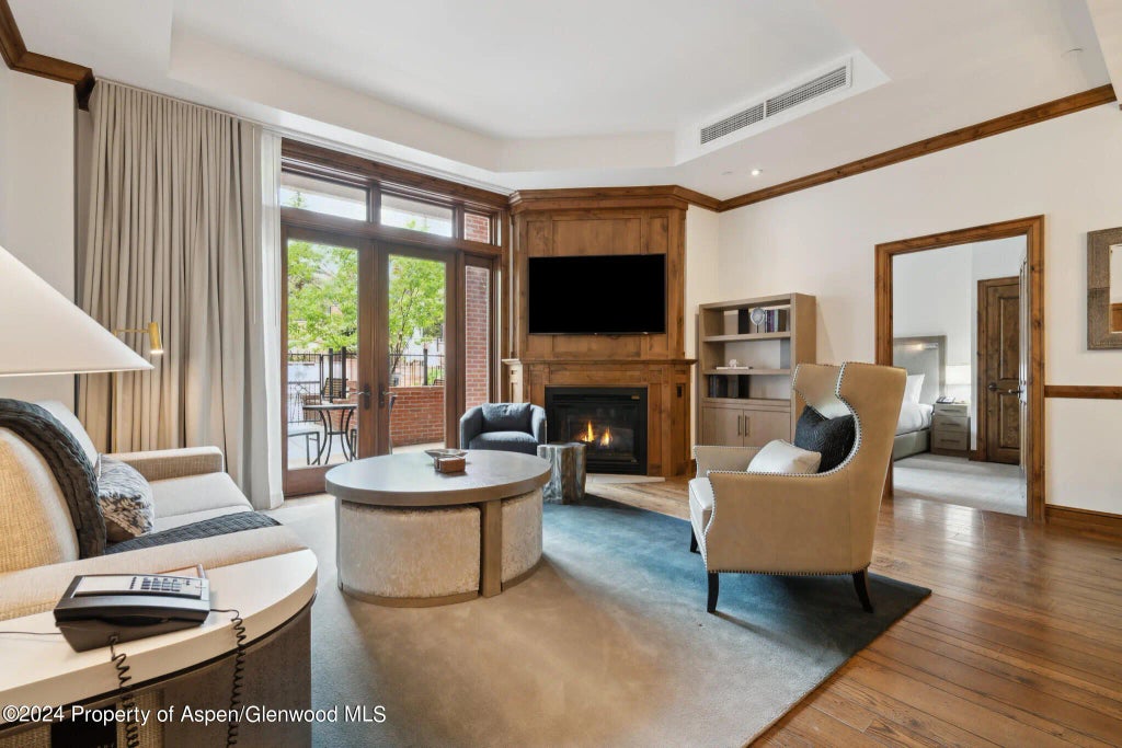 3 of 12 - 415 E Dean St, Unit 2, Week 31, Aspen, CO