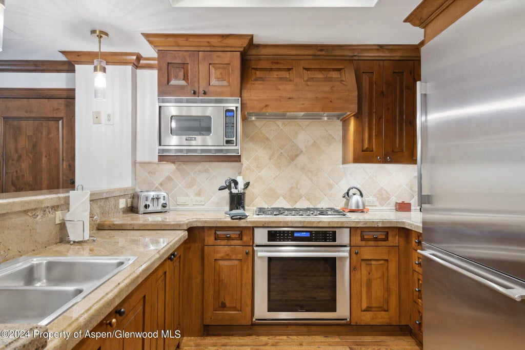 4 of 12 - 415 E Dean St, Unit 2, Week 31, Aspen, CO