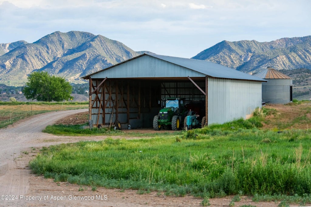 13 of 24 - 584 County Road 331, Silt, CO