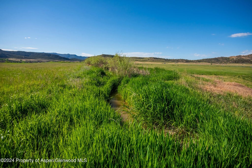 17 of 24 - 584 County Road 331, Silt, CO