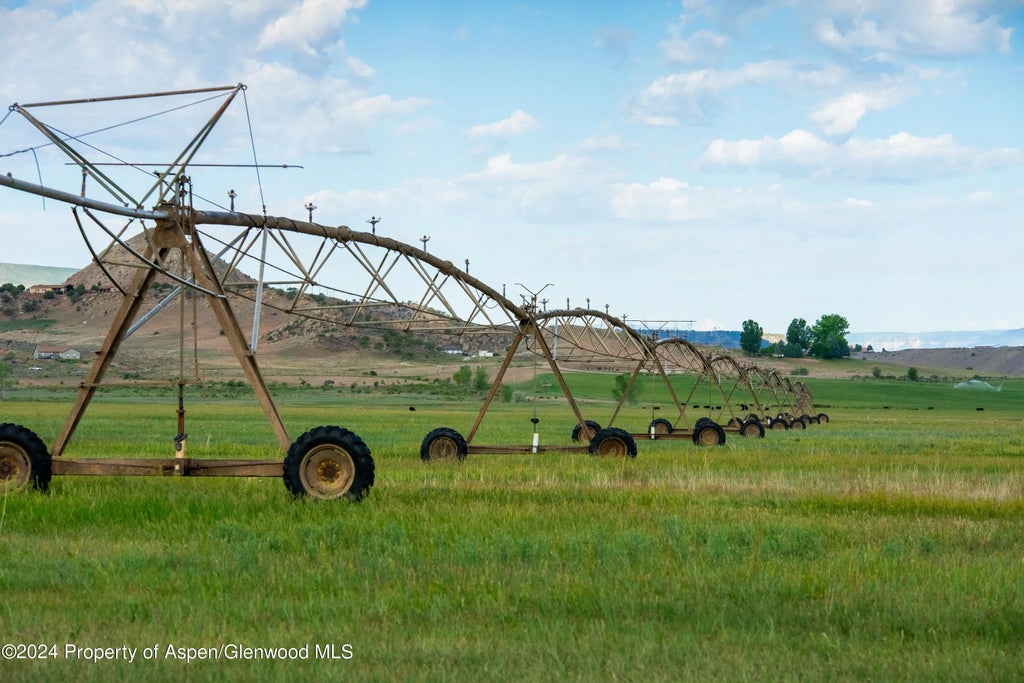 3 of 24 - 584 County Road 331, Silt, CO