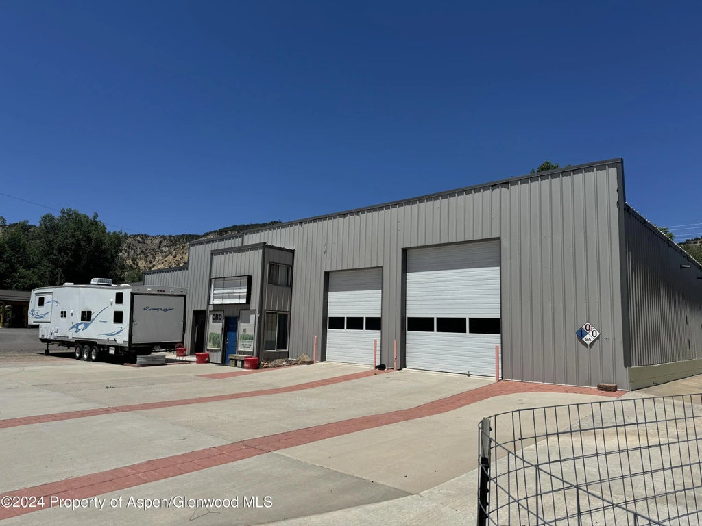 1085 Market Street, Meeker